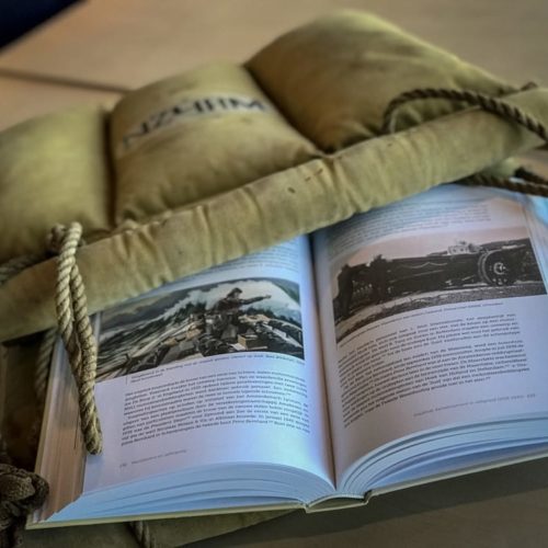 KNRM Menslievend boek 2